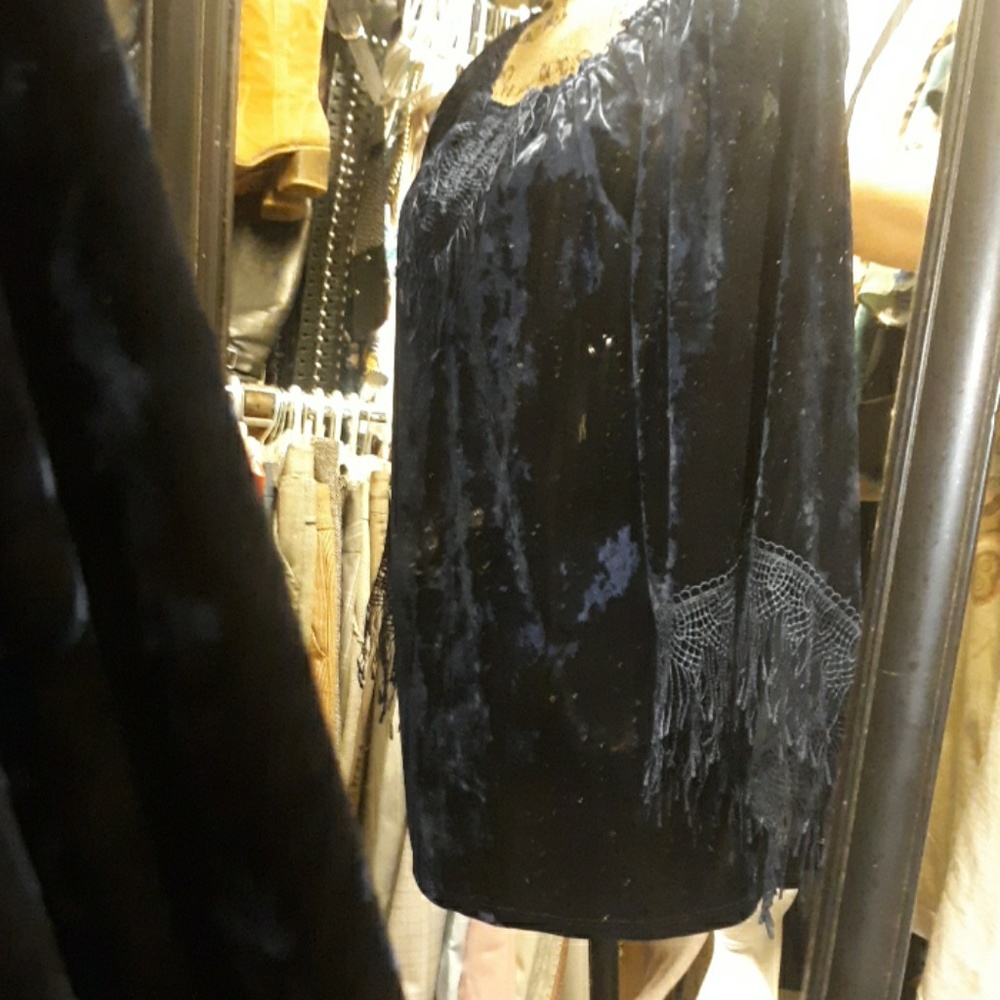 Blouse - Picture 5 of 8
